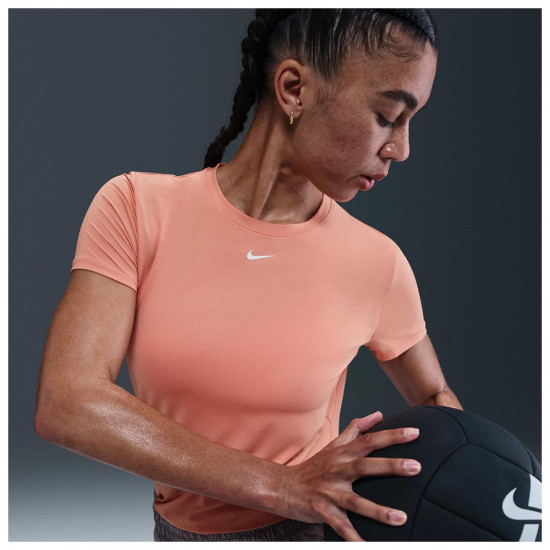 Nike Γυναικεία κοντομάνικη μπλούζα One Classic Dri-FIT Nike Γυναικεία κοντομάνικη μπλούζα One Classic Dri-FIT